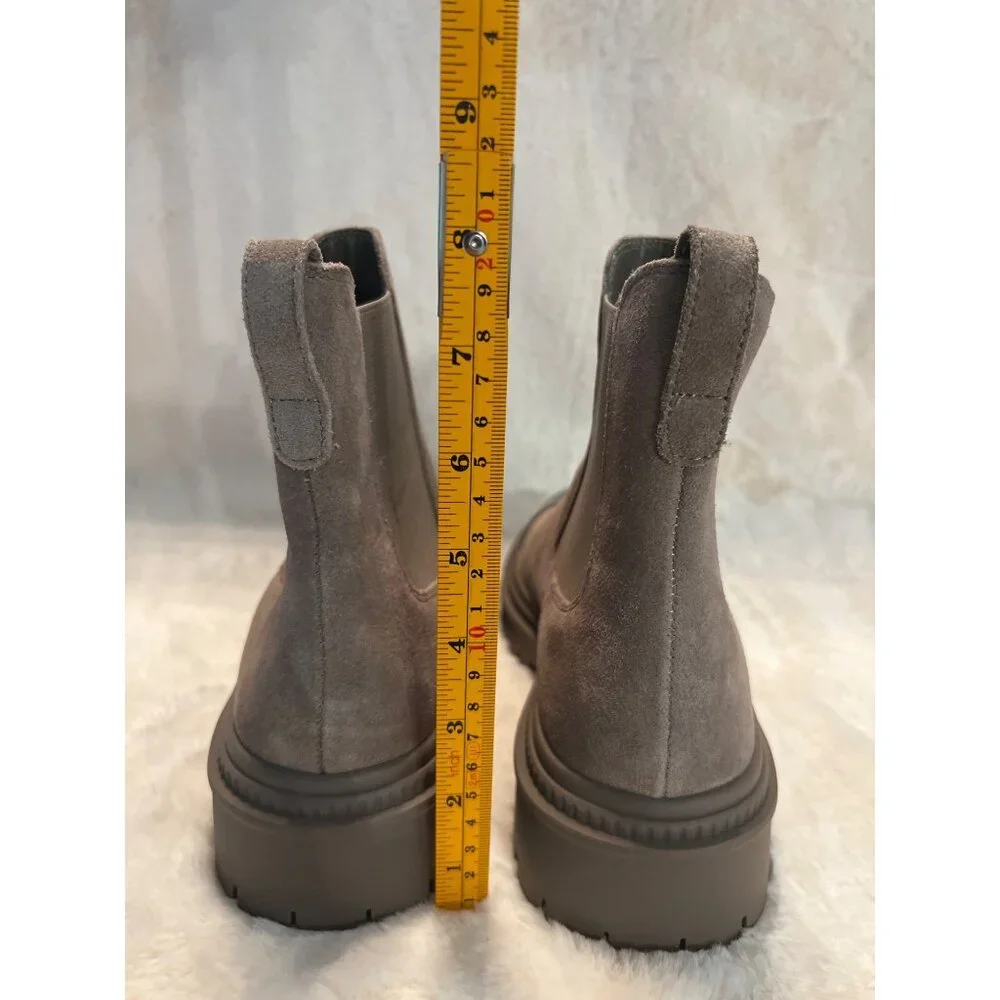 Steve Madden Mayslie Lug Sole Chelsea Boot – Taupe Suede, Size 8, New Without Bo - Picture 8 of 8